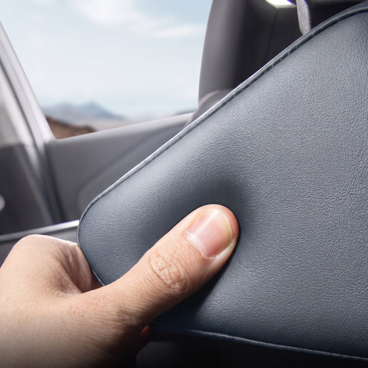 Centre Console Knee Pads — product view 3