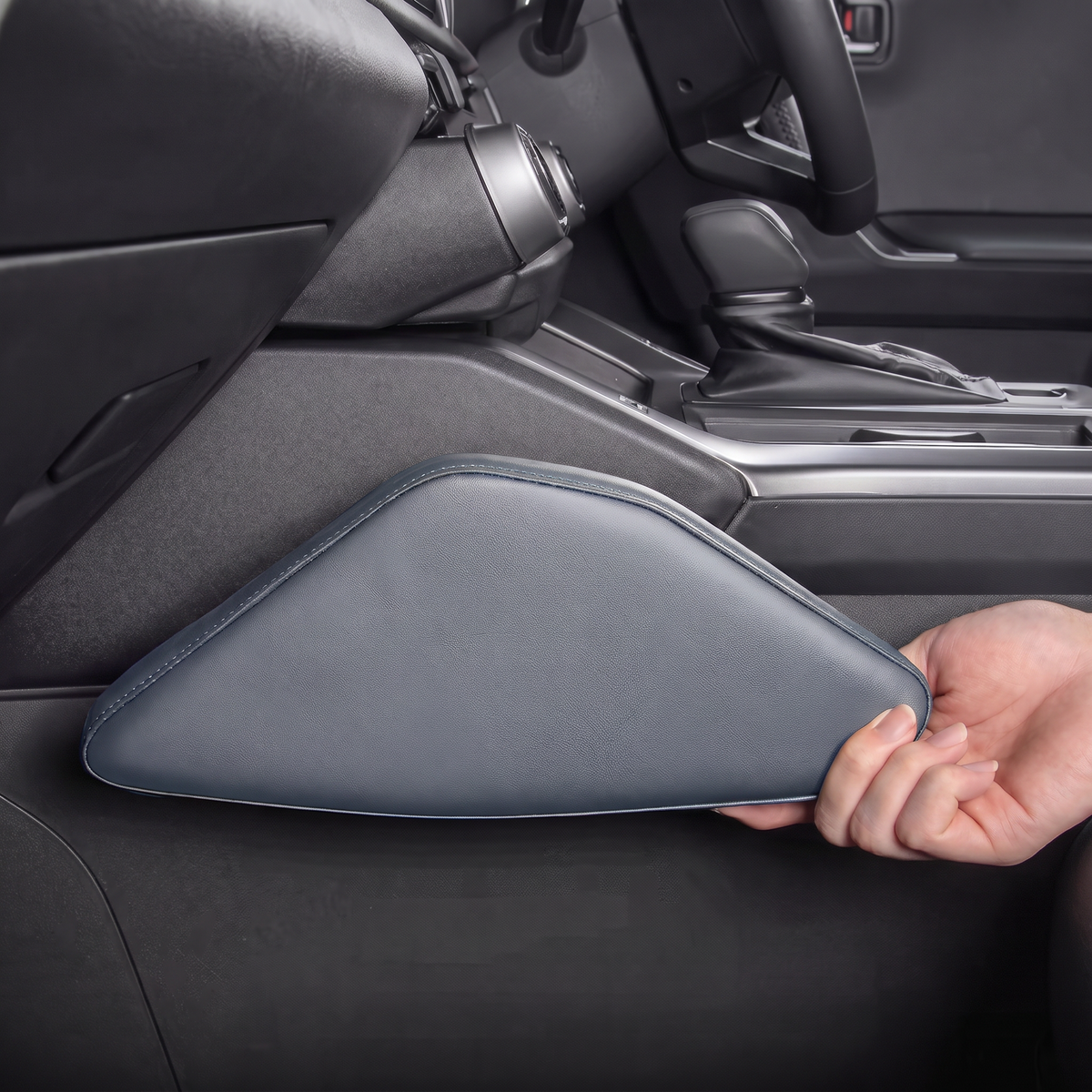 Centre Console Knee Pads — product view 4
